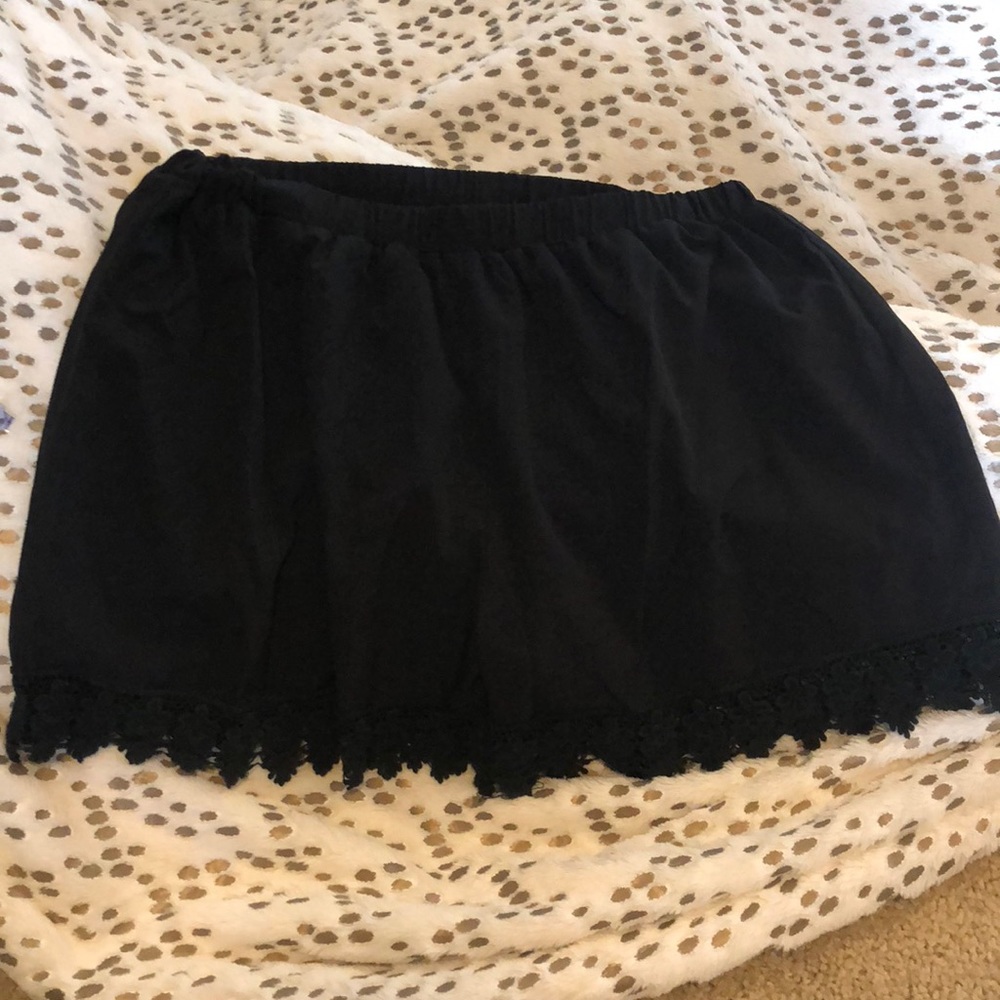 Black lace detail shorts